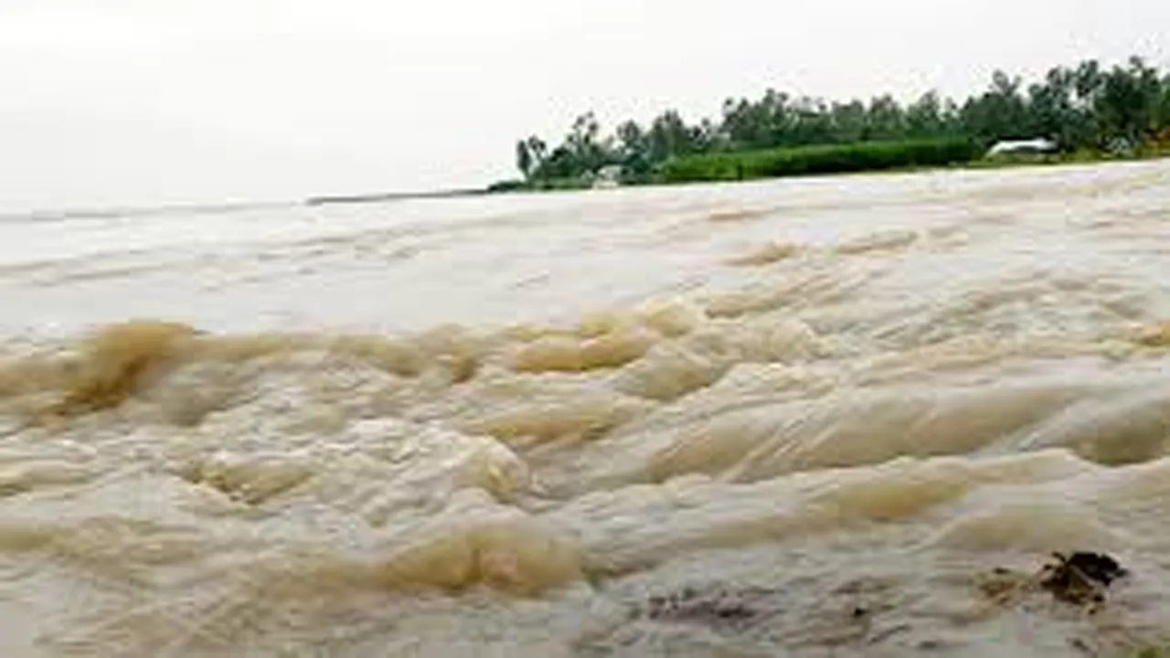 তিস্তার পানি বিপদসীমার উপরে, রেড অ্যালার্ট জারি