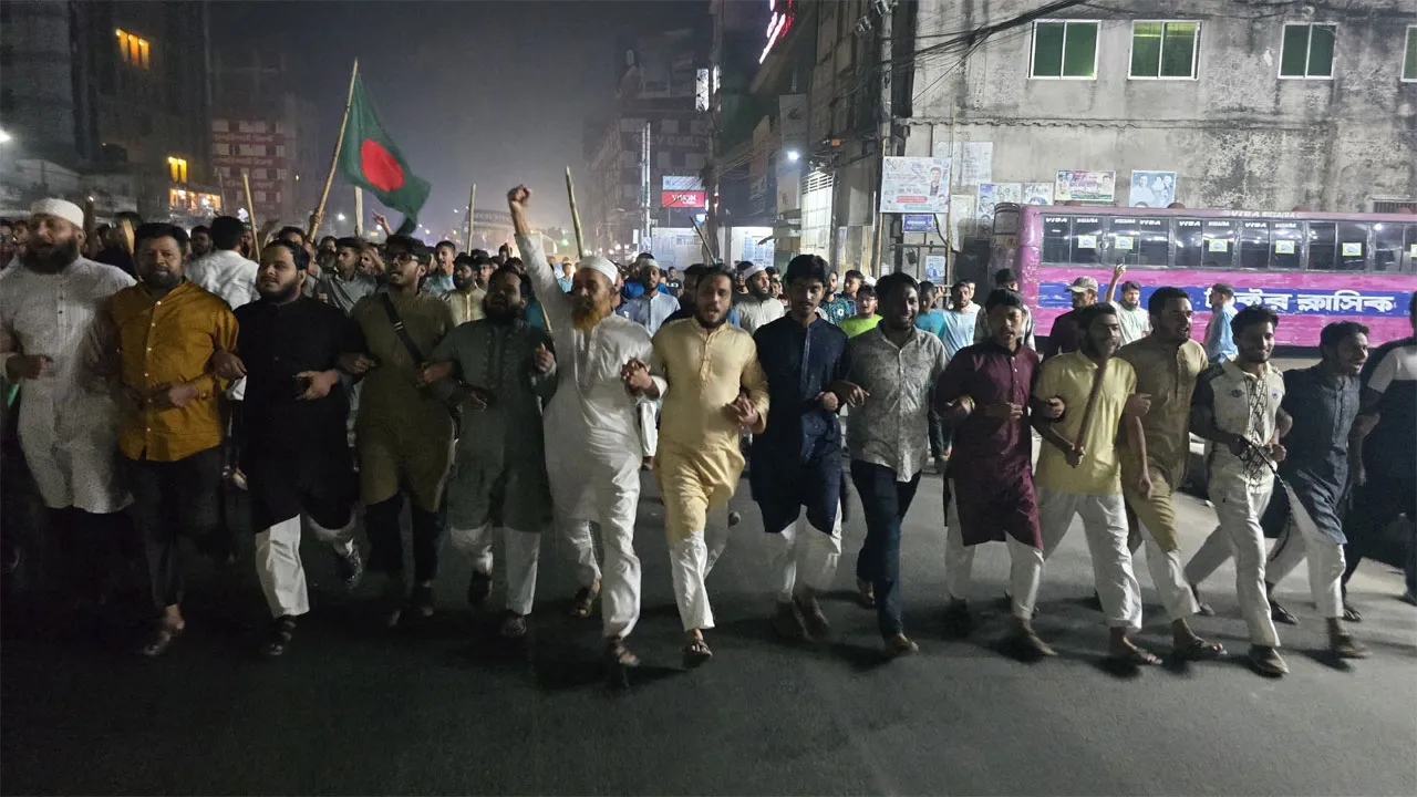 টঙ্গীতে শিবিরের বিক্ষোভ মিছিল, আ’লীগকে হুঁশিয়ারি