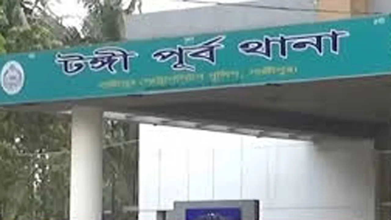 টঙ্গীতে বাসের চাপায় অটোরিকশাচালক নিহত
