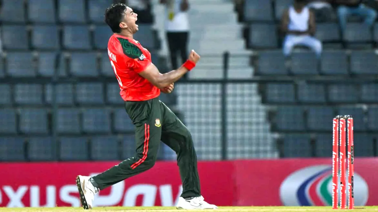 পাওয়ার প্লেতে ১ উইকেট হারিয়ে ৩৪ রান নেদারল্যান্ডসের