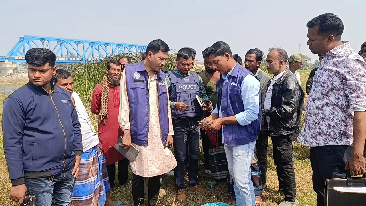 তুলারামপুরে বিল থেকে একজনের লাশ উদ্ধার