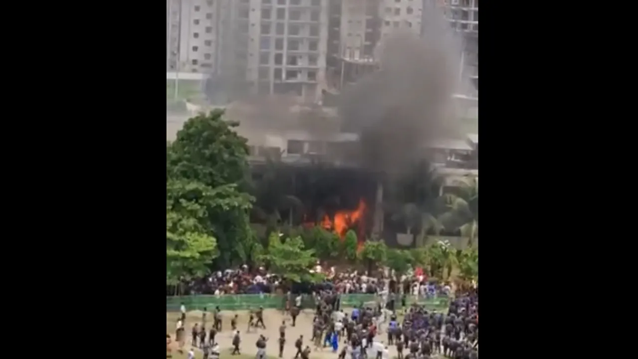 বিমান বিধ্বস্তের ঘটনায় অন্তত ১৬ জনের মৃত্যু, আহত শতাধিক
