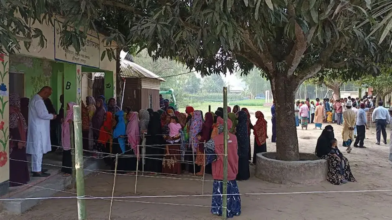 শেরপুর-৩ ও বগুড়া-৬ আসনে ভোটগ্রহণ চলছে