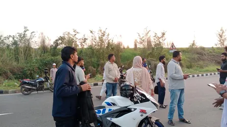 শিবচরের পাঁচ্চর এক্সপ্রেসওয়েতে ভ্রাম্যমাণ আদালতের অভিযানে অস্ত্র উদ্ধার