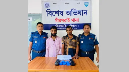 মাইক্রোবাসের তেলের ট্যাঙ্কি থেকে ১০ হাজার ইয়াবা উদ্ধার, আটক ২