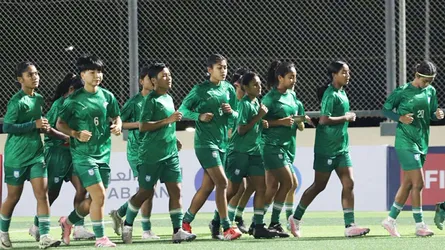 সানজিদা-সাবিনাদের ছাড়াই ত্রিদেশীয় সিরিজের দল ঘোষণা বাফুফের