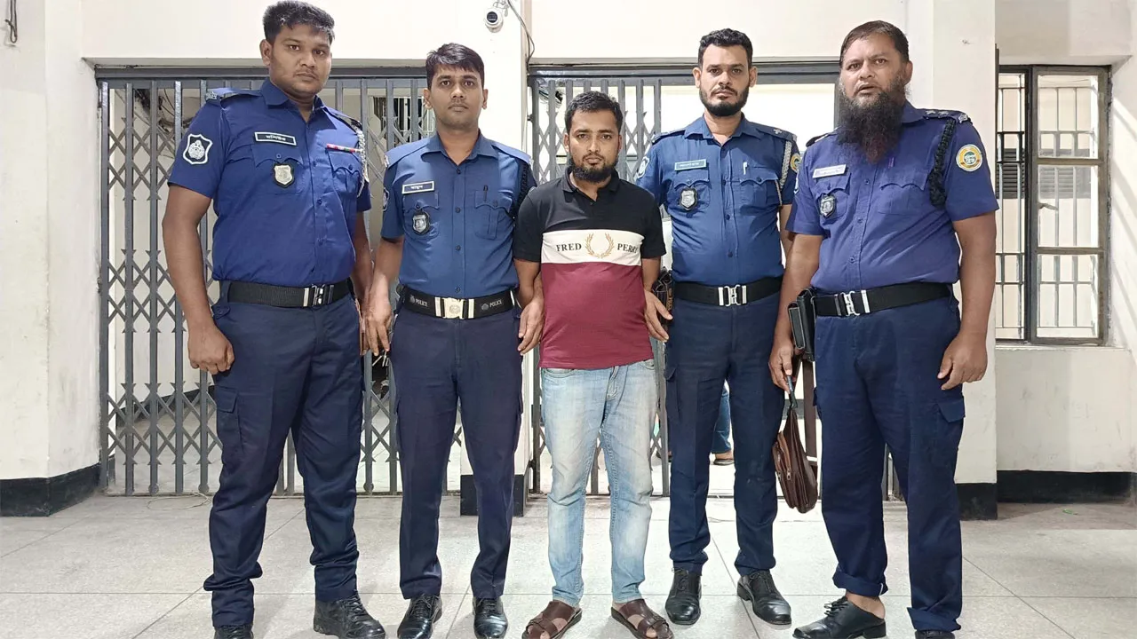 ইন্দুরকানীতে জোড়া খুনের মামলার প্রধান আসামি ঢাকায় গ্রেফতার