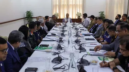 ১৫ নভেম্বরের মধ্যে নির্বাচনের প্রস্তুতি শেষ করার নির্দেশ প্রধান উপদেষ্টার