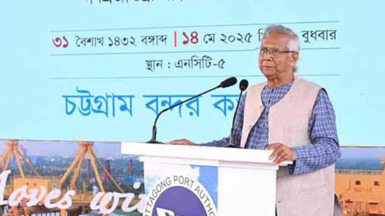 চট্টগ্রামে জলাবদ্ধতা নিরসনে কার্যকর পদক্ষেপ গ্রহণের নির্দেশ প্রধান উপদেষ্টার