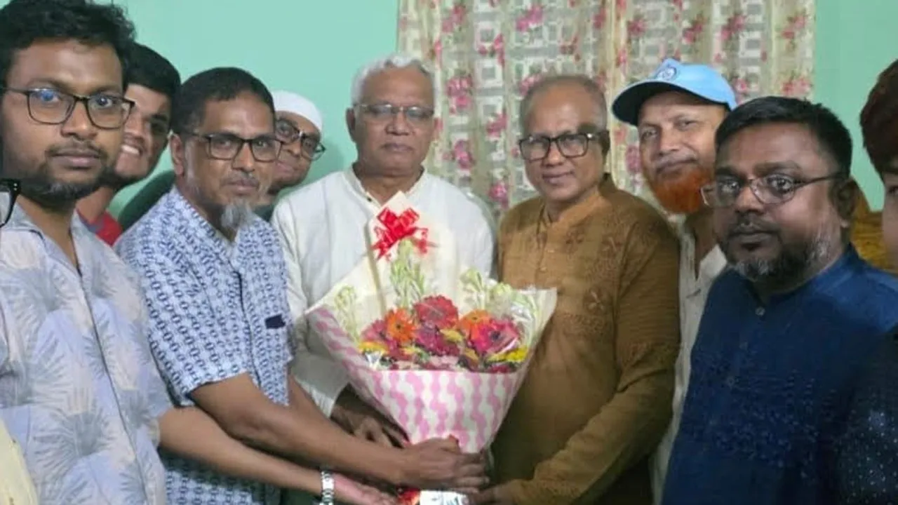 দিমেক হাসপাতাল ব্যবস্থাপনা কমিটির সভাপতি হওয়ায় ডা. জাহিদ হোসেনকে জেলা ড্যাবের অভিনন্দন