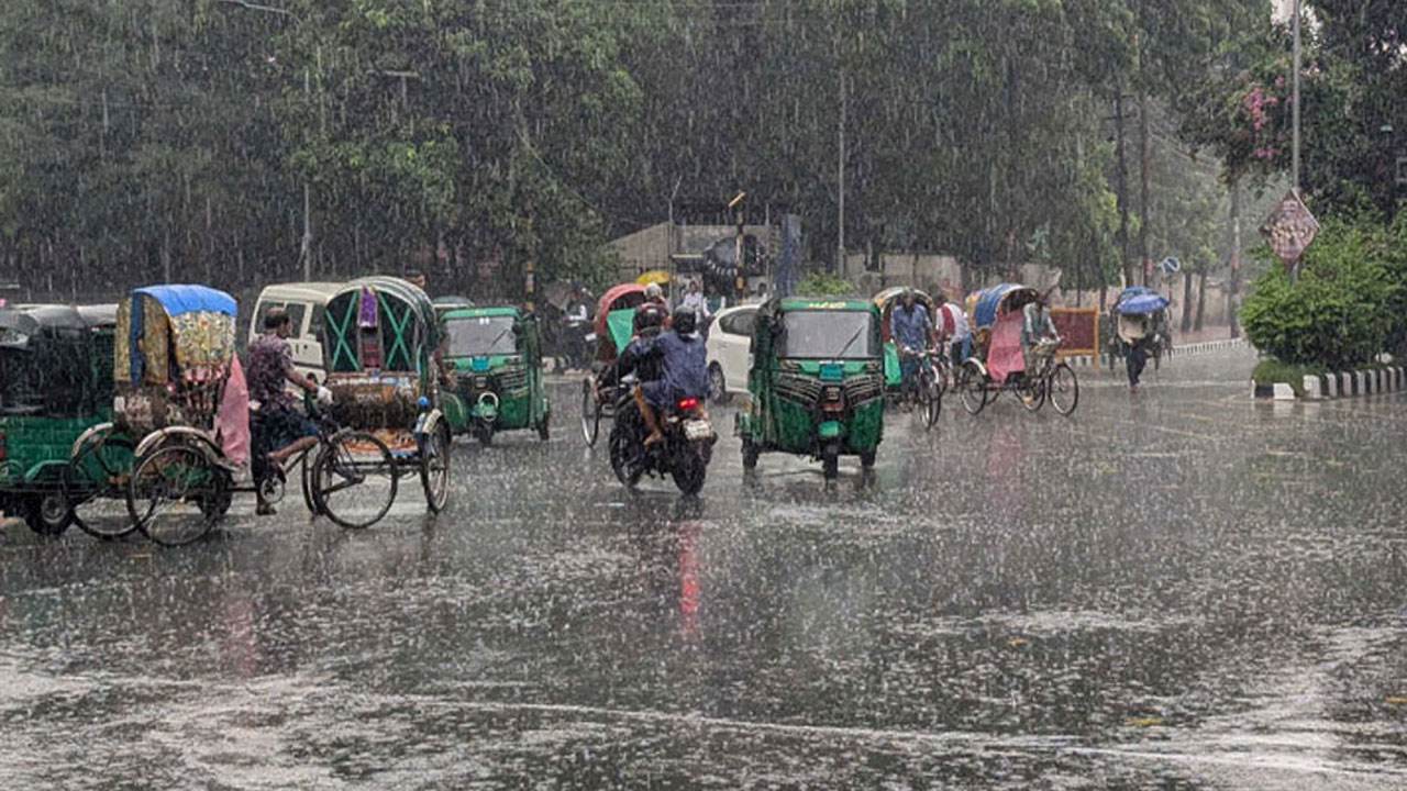 রাজধানীতে বজ্রবৃষ্টির সম্ভাবনা