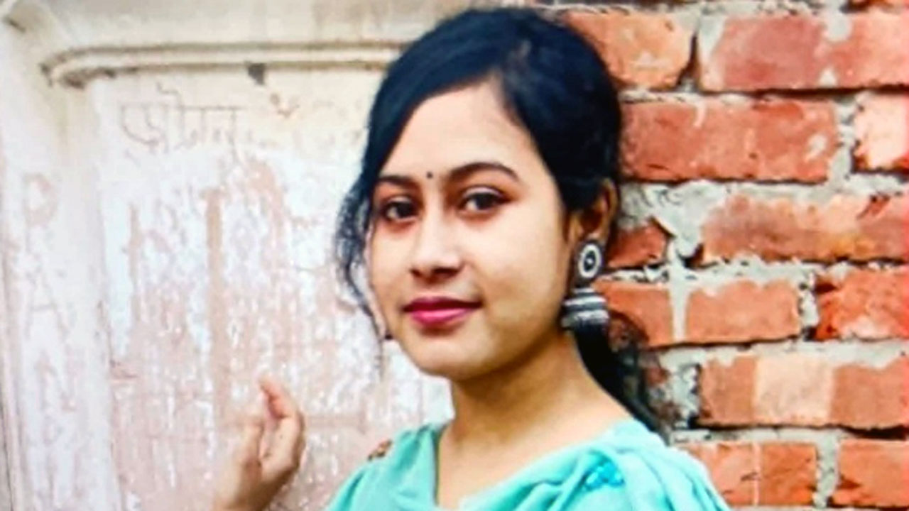 আয়েশা আক্তার (২২)