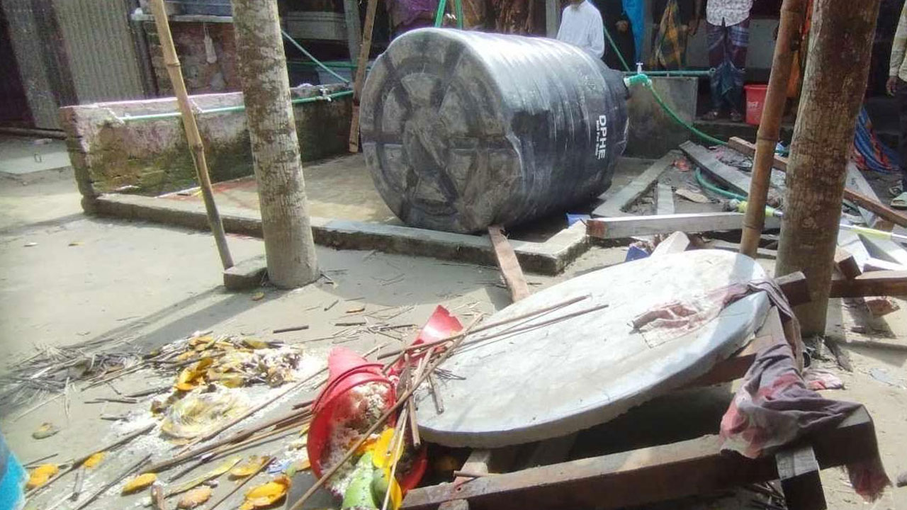 মাথায় পানির ট্যাংক পড়ে মাদরাসাছাত্রী নিহত