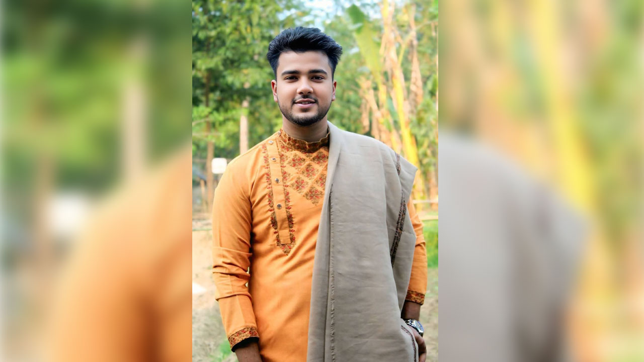 দীপক দেবনাথ (২১)