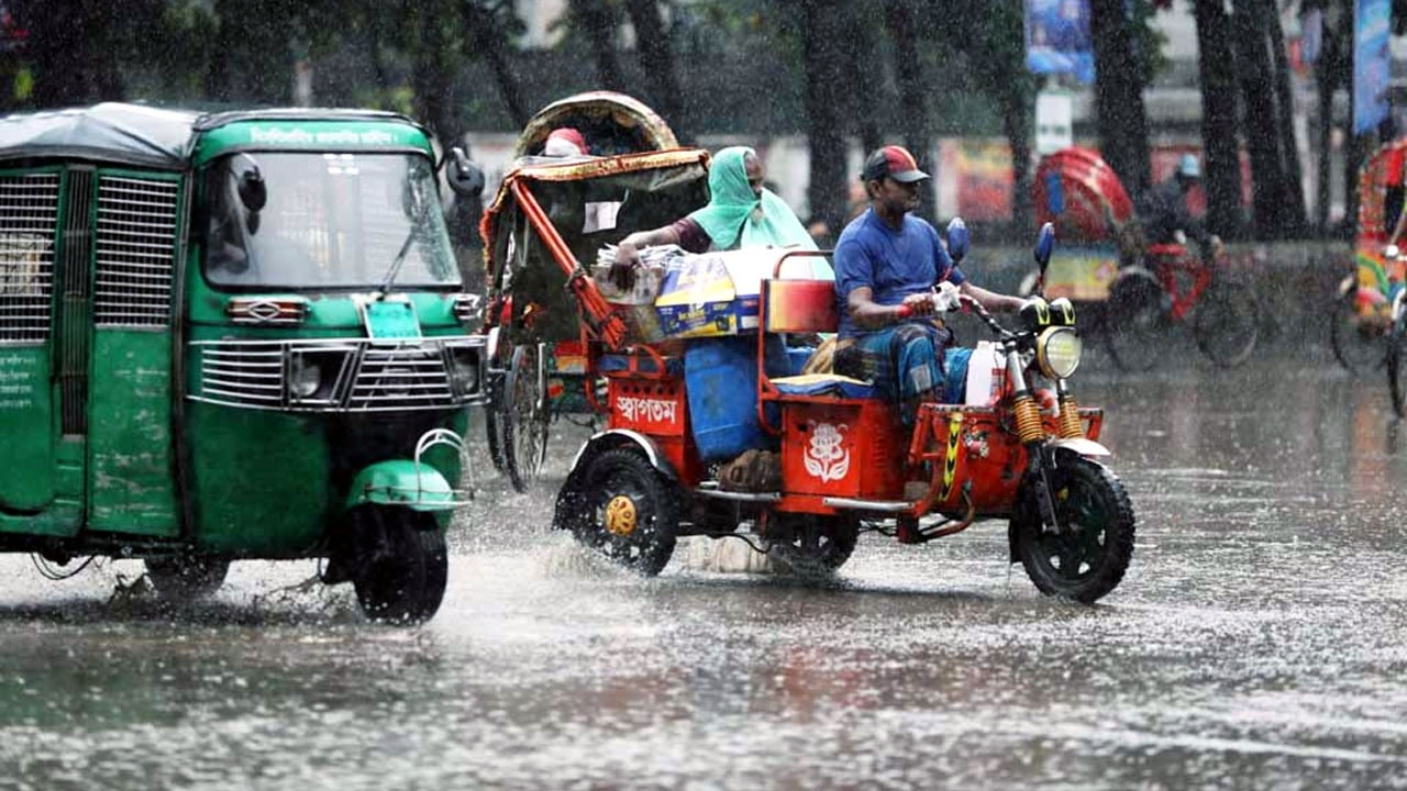 ঢাকায় আজ দুপুরে বজ্রবৃষ্টির সম্ভাবনা