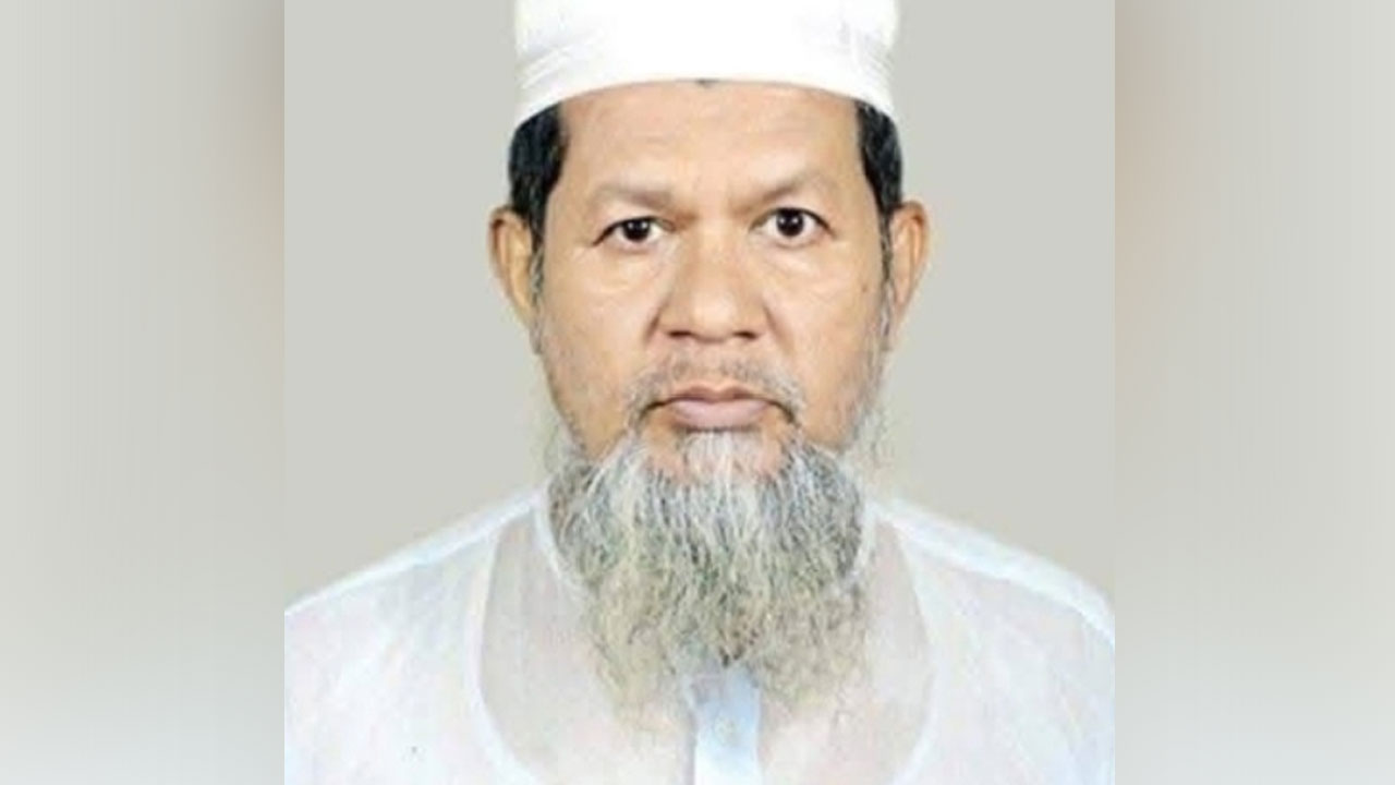 উপদেষ্টা মাহফুজ আলমের বাবা আজিজুর রহমান বাচ্চু