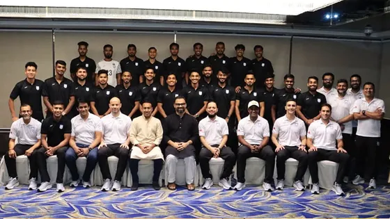 জামাল-আফিদাদের সাথে ক্রীড়ামন্ত্রী ও বাফুফে সভাপতি