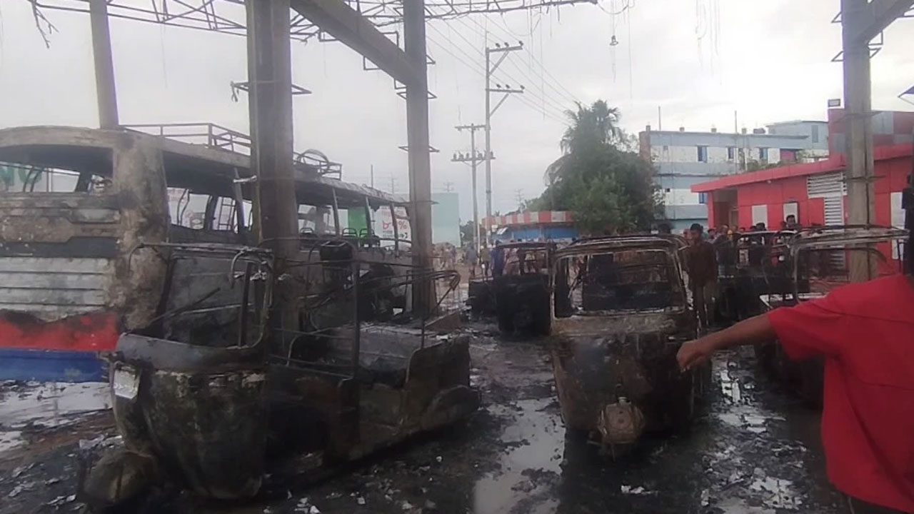 ক্ষতিগ্রস্থ সিএনজি ফিলিং স্টেশন