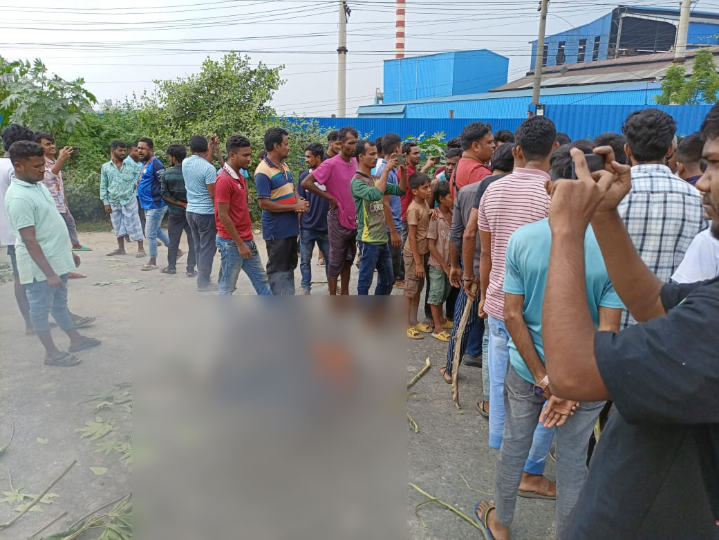 রূপগঞ্জে শ্রমিক অসন্তোষে মহাসড়ক অবরোধ