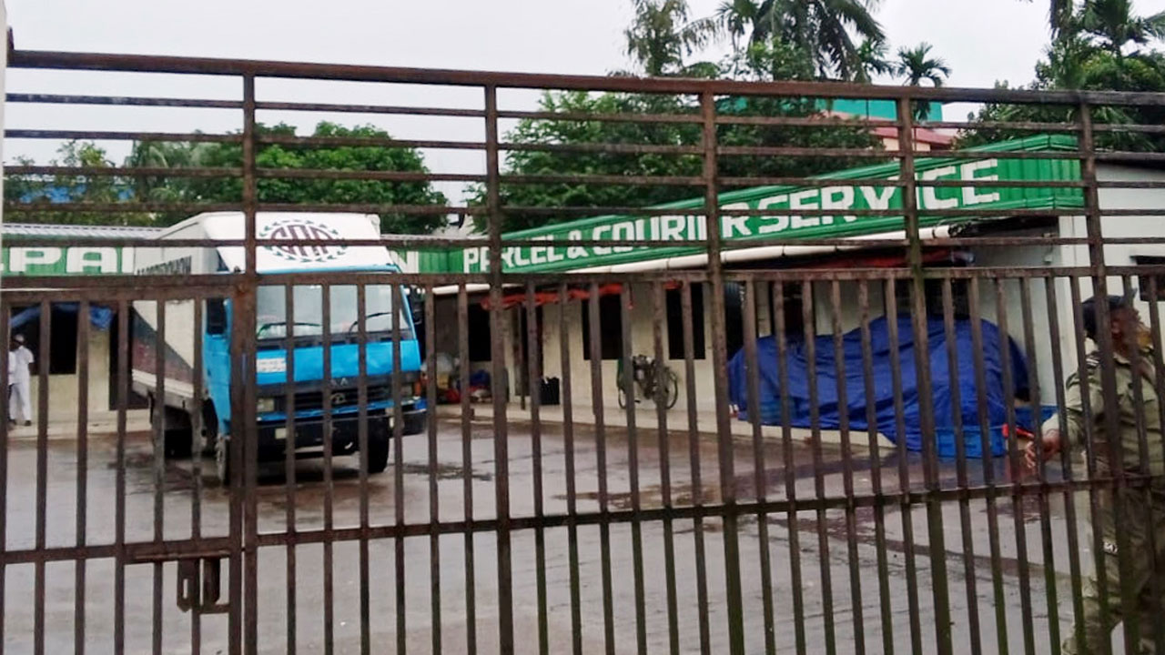 এসএ পরিবহন কুরিয়ার ও পার্সেল সার্ভিসের শাখা