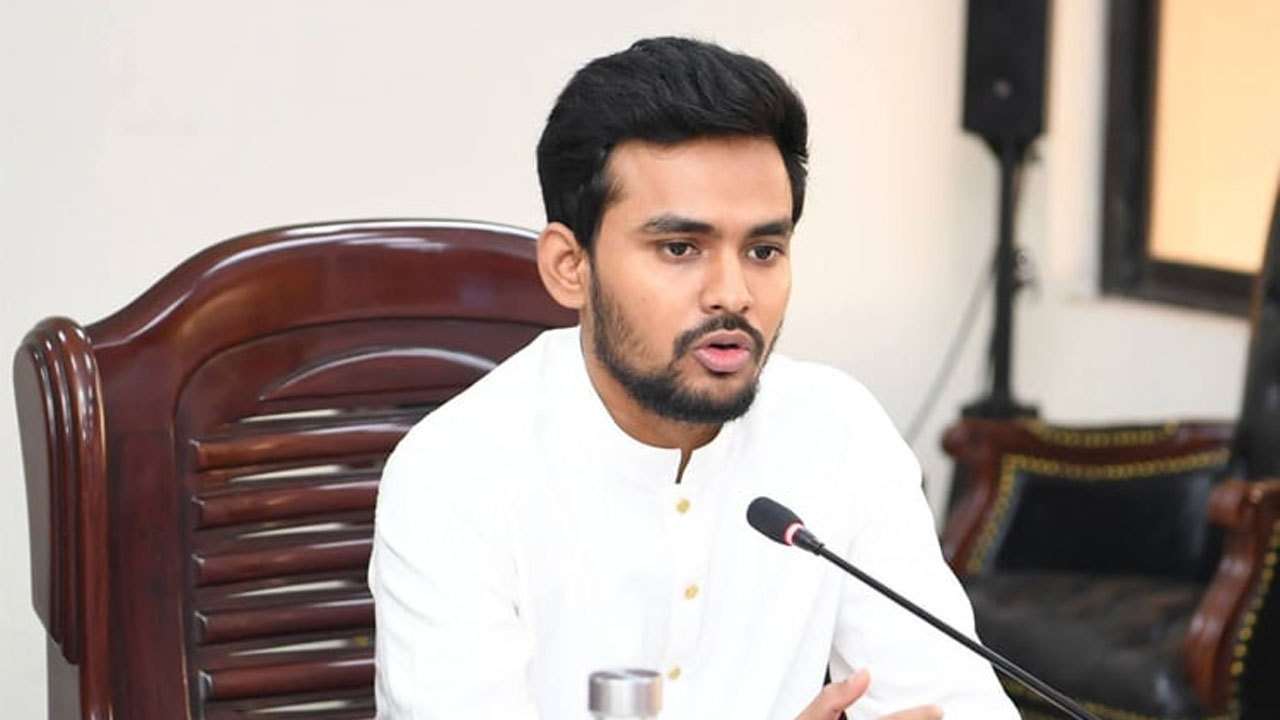 এলজিআরডি ও ক্রীড়া মন্ত্রণালয়ের উপদেষ্টা আসিফ মাহমুদ সজীব ভূঁইয়া