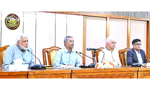 উপদেষ্টা ড. আসিফ নজরুল তেজগাঁওয়ে প্রধান উপদেষ্টার কার্যালয়ে সাংবাদিকদের ব্রিফ করেন : পিআইডি