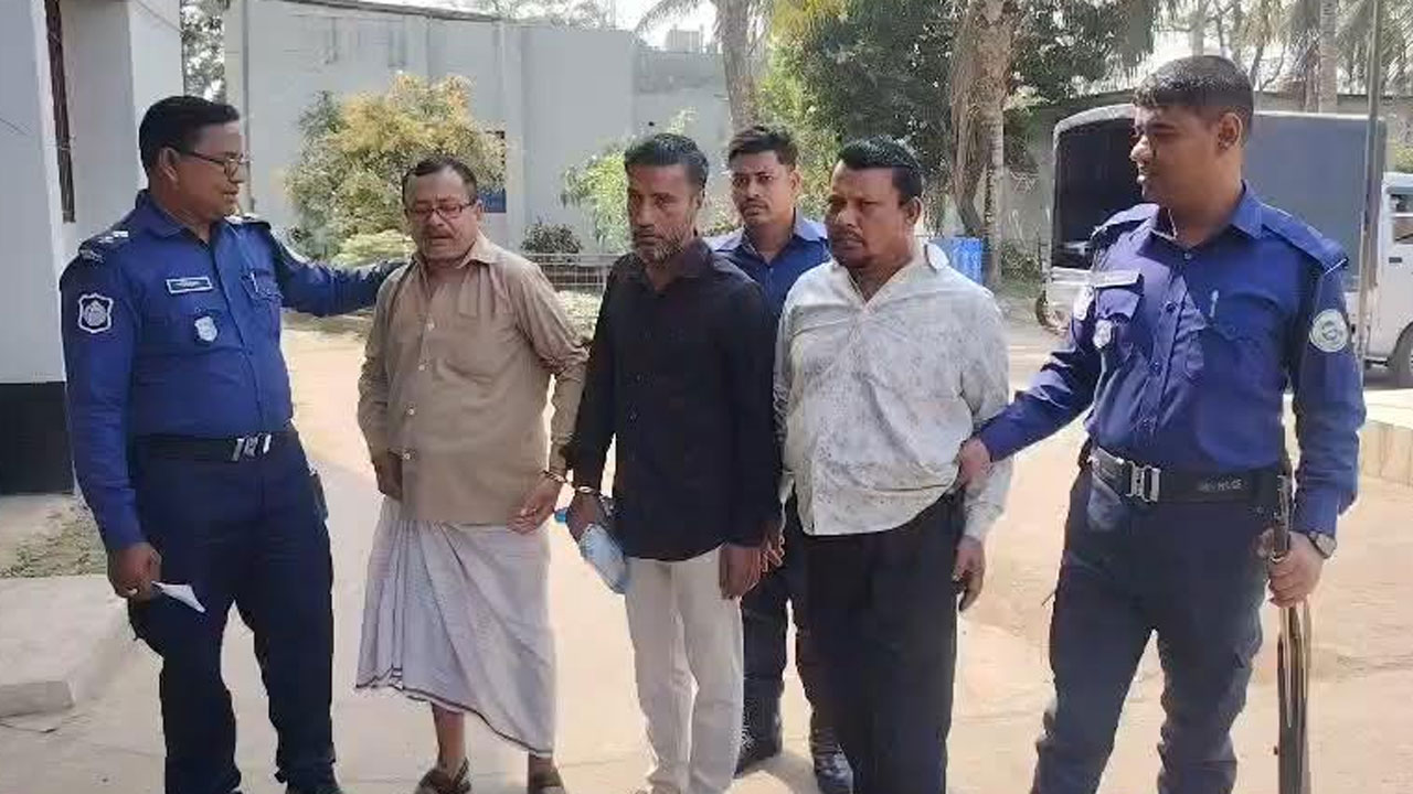 ব্যাংকে টাকা চুরির চেষ্টায় আটক ৩