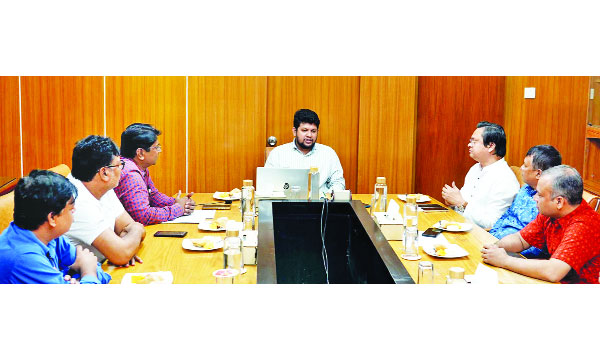 তথ্য উপদেষ্টার সাথে বাংলাদেশ সেক্রেটারিয়েট রিপোর্টার্স ফোরামের সাক্ষাৎ