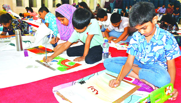জাতীয় প্রেস ক্লাবের প্রতিষ্ঠাবার্ষিকী উপলক্ষে শিশুদের চিত্রাংকন : নয়া দিগন্ত