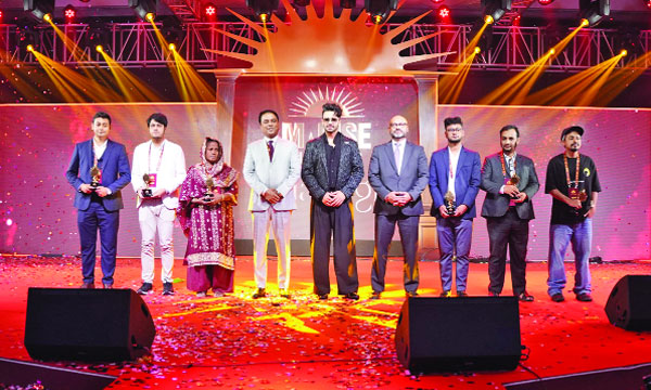 সমাজ বদলে দেয়া ৬ জনকে সম্মাননা দিলো আবুল খায়ের গ্রুপ