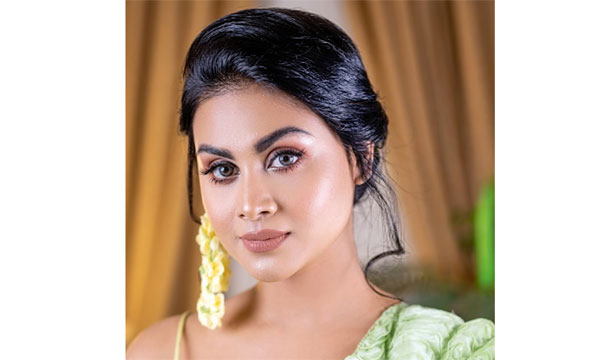 অভিনেত্রী মুক্তা আইসিইউতে