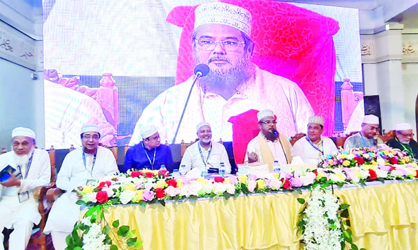বায়তুশ শরফ আনজুমানে ইত্তেহাদের ত্রিবার্ষিক সস্মেলনে বক্তব্য রাখেন শায়খ মুহা: আবদুল হাই নদভী  : নয়া দিগন্ত