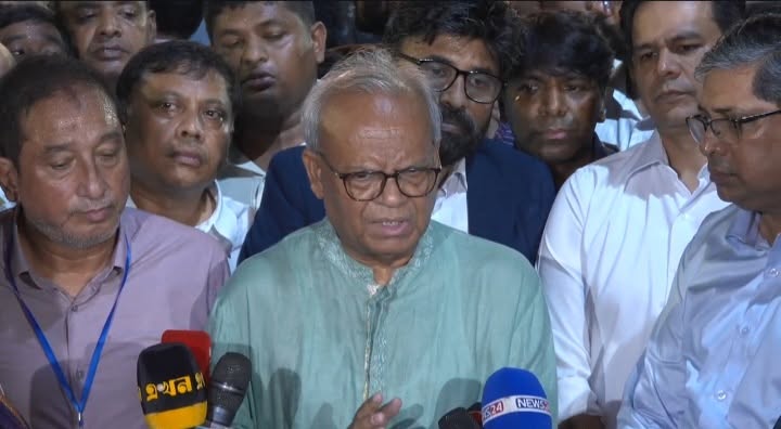 বক্তব্য দেন রুহুল কবির রিজভী