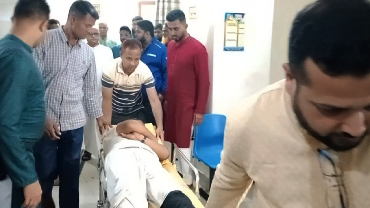 নাটোরে নিজের পিস্তলের গুলিতে পুলিশের এসআই আহত