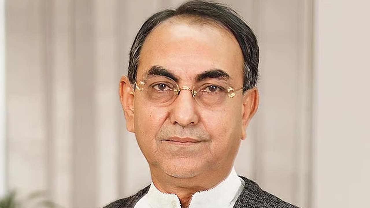 বিএনপির স্থায়ী কমিটির সদস্য ও প্রধানমন্ত্রীর উপদেষ্টা মির্জা আব্বাস