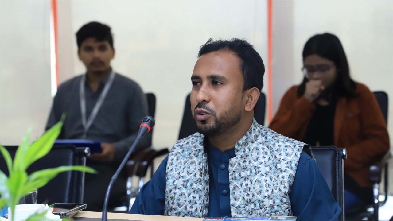 গণঅধিকার পরিষদের উচ্চতর পরিষদ সদস্য ও গণমাধ্যম সমন্বয়ক আবু হানিফ