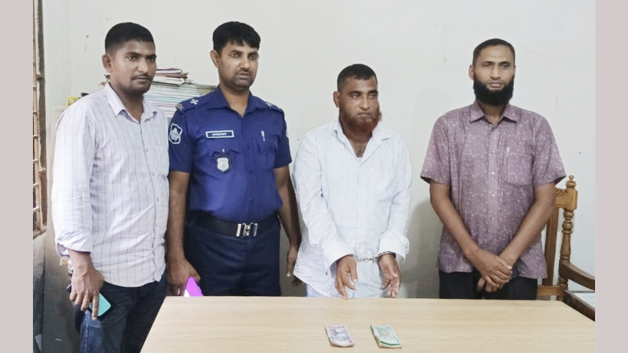 দশমিনা থানায় গ্রেফতার হাবিবুর রাখা