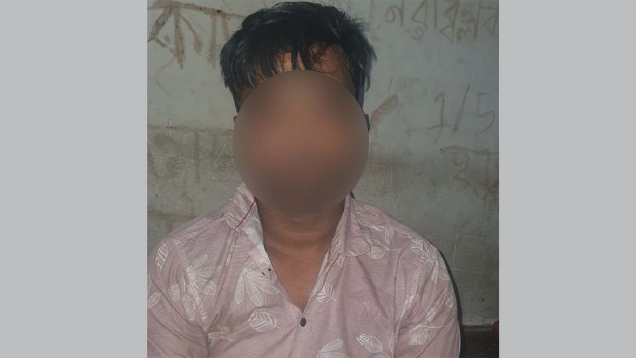 গ্রেফতার মামুন