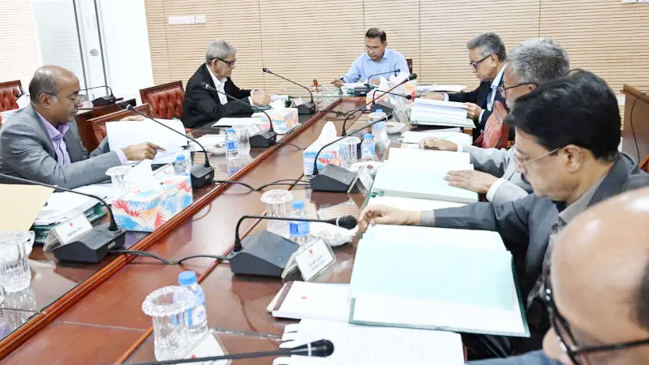 প্রধানমন্ত্রীর সভাপতিত্বে প্রশাসনিক পুনর্বিন্যাস সংক্রান্ত জাতীয় বাস্তবায়ন কমিটির (নিকার) ১২০তম বৈঠক