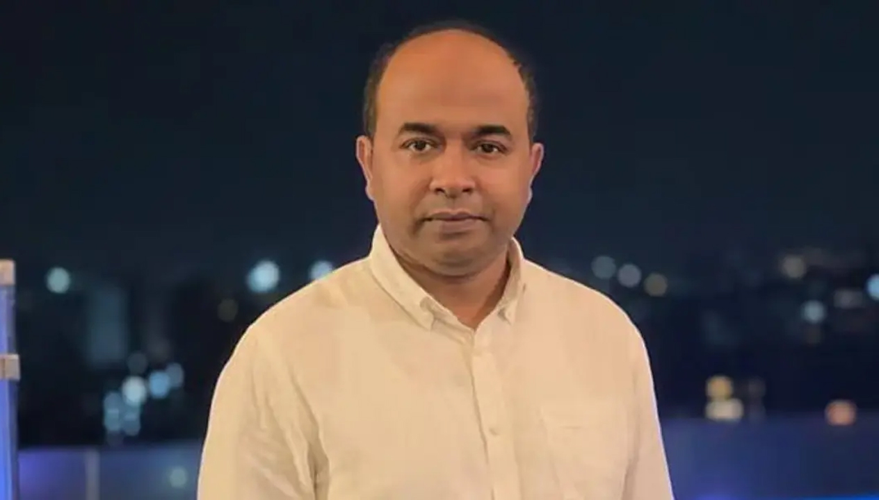 লন্ডনে বাংলাদেশ হাইকমিশনের প্রেস মিনিস্টার আকবর হোসেন