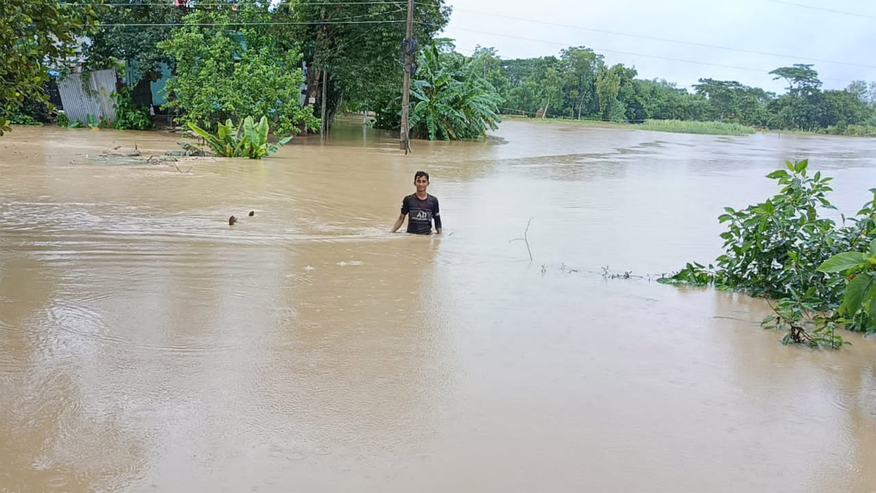 ভারতের পাহাড়ি ঢলে আখাউড়ায় ২৫ গ্রাম প্লাবিত