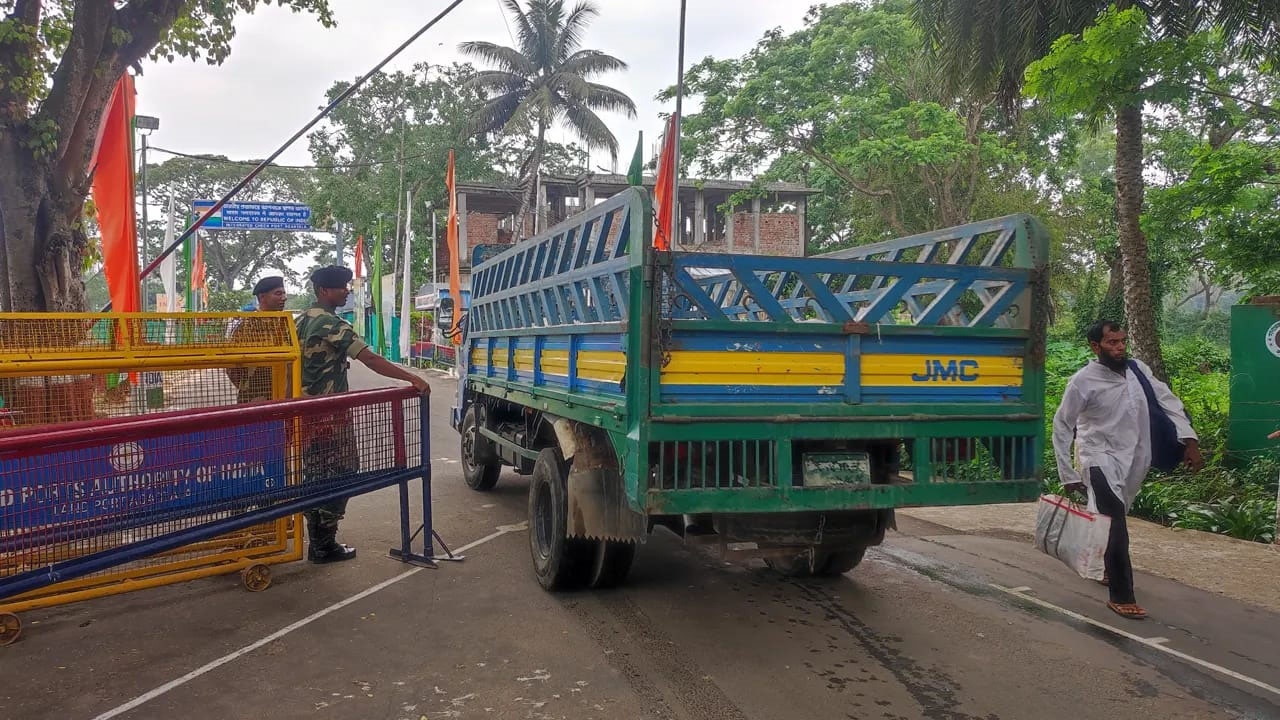 ঈদে টানা ৯ দিন বন্ধ থাকবে আখাউড়া স্থলবন্দর