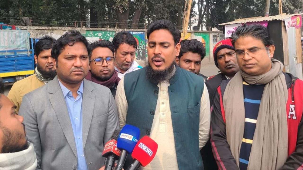 জাতীয় নাগরিক পার্টির (এনসিপি) সদস্য সচিব আখতার হোসেন