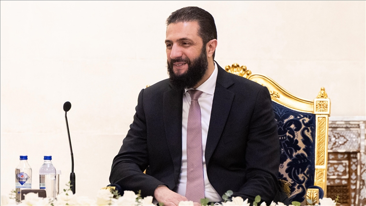 সিরিয়ার প্রেসিডেন্ট আহমাদ আল-শারা