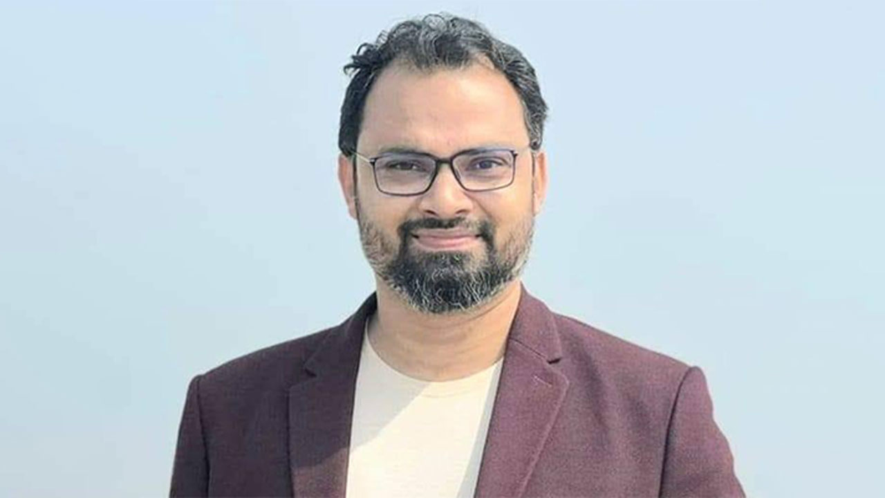 যুব ও ক্রীড়া প্রতিমন্ত্রী মো: আমিনুল হক