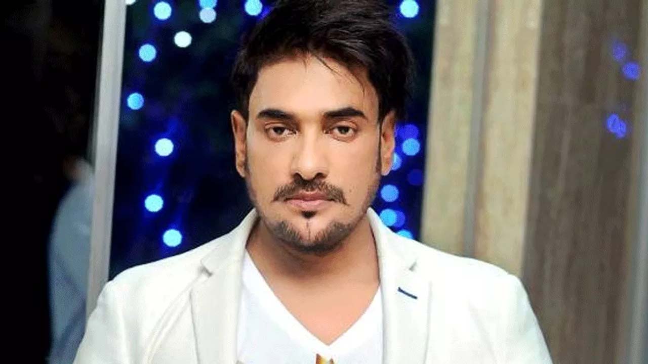 অনন্ত জলিল