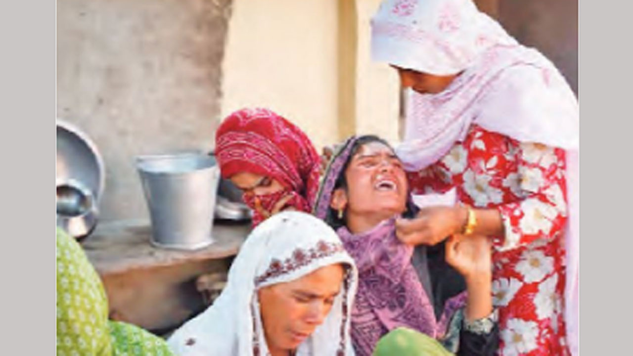 আমিরের পরিবারের আহাজারি