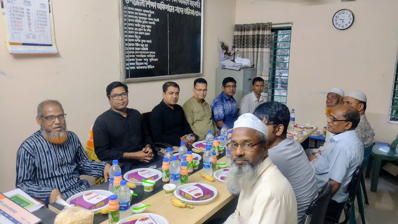 আনোয়ারা উপজেলা প্রধান শিক্ষক সমিতির ইফতার মাহফিল
