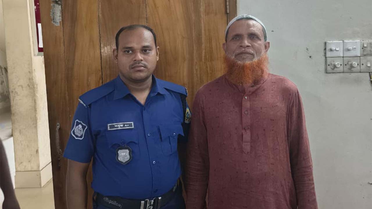 গ্রেফতার হওয়া আব্দুল লতিফ খান বাবুল
