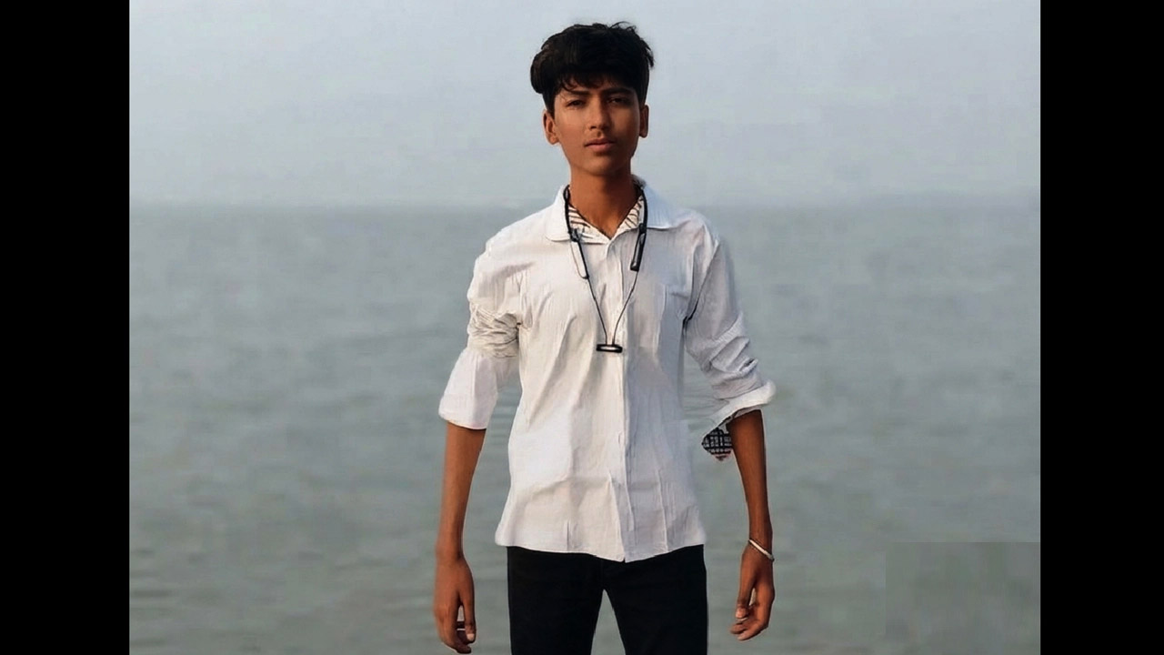 তালতলীর শুভসন্ধ্যা সমুদ্র সৈকতে গোসল করতে নেমে দাখিল পরীক্ষার্থী নিখোঁজ